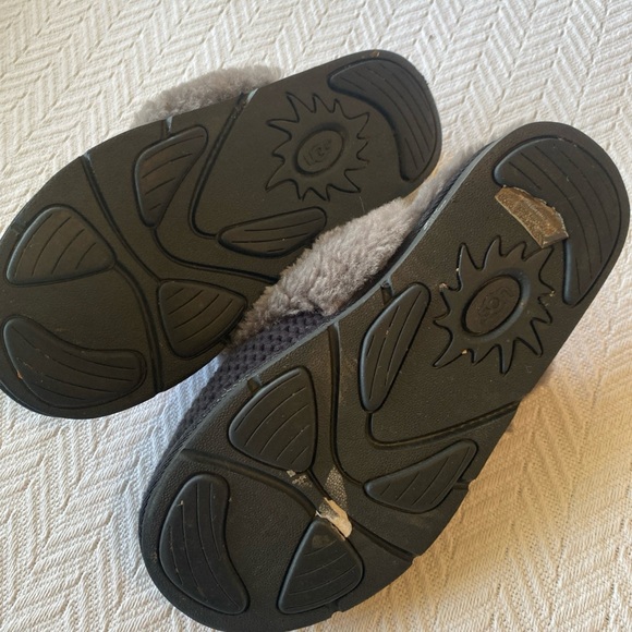 UGG Black Knit Slippers with Fur Trim - Picture 7 of 8